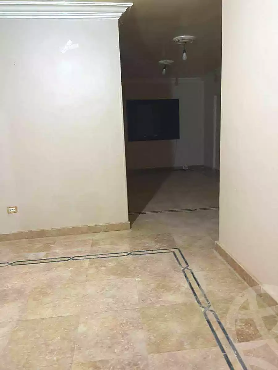 https://aqarmap.com.eg/ar/listing/6635008-for-sale-cairo-mokattam-lhdb-l-ly-shareaa-9