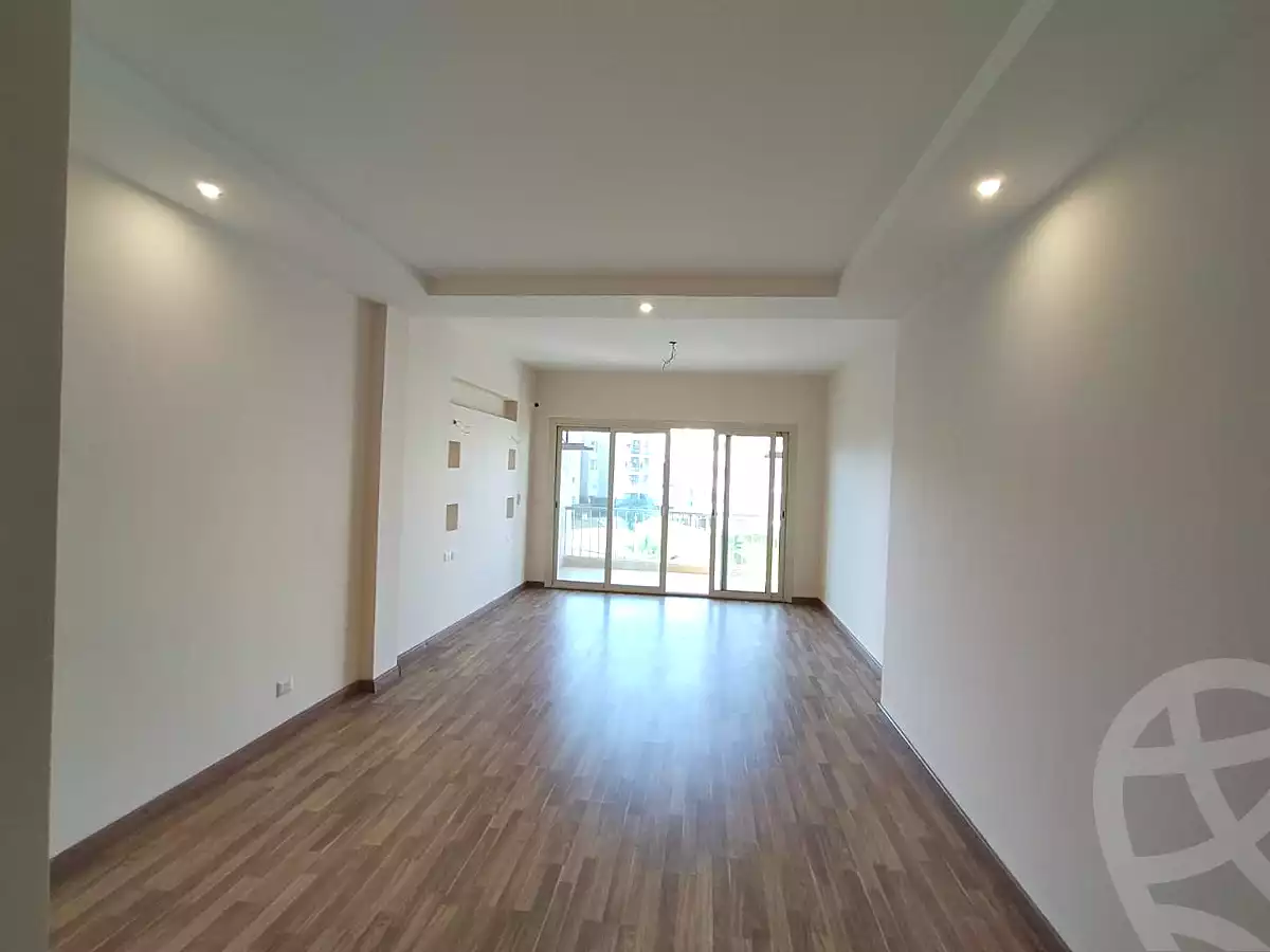 https://aqarmap.com.eg/ar/listing/6635973-for-rent-cairo-el-sheikh-zayed-city-compounds-dh-drys
