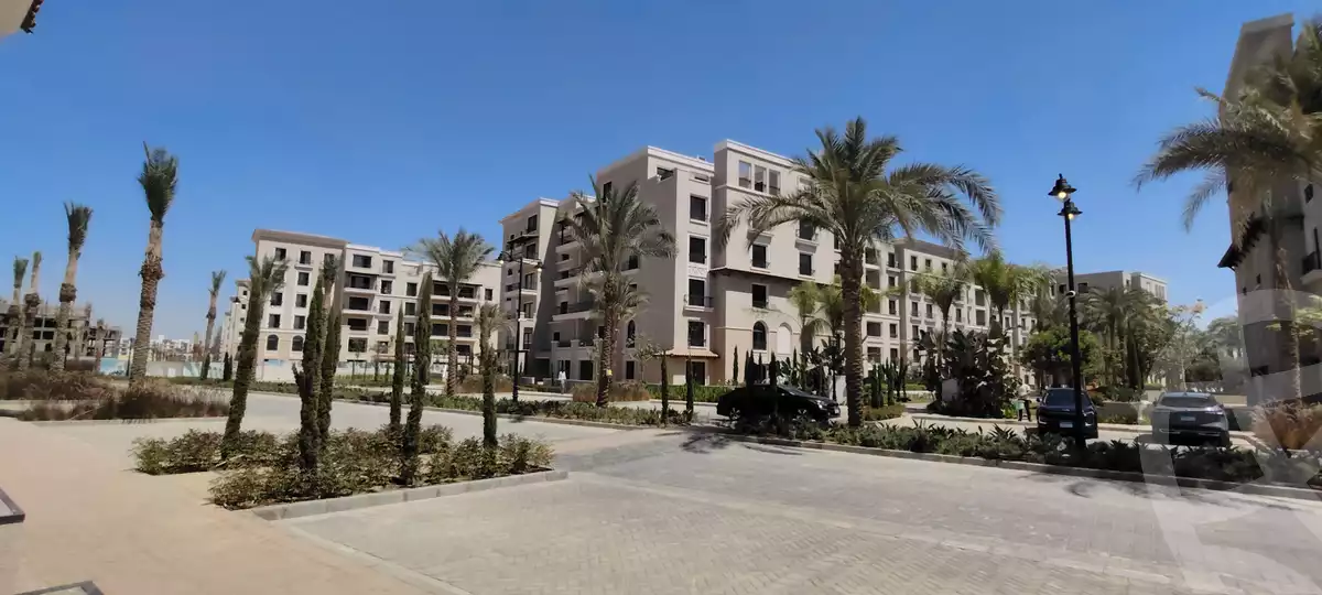 https://aqarmap.com.eg/en/listing/6637527-for-sale-cairo-el-sheikh-zayed-city-compounds-kmbwnd-fyldj-wyst-dr-llttwyr