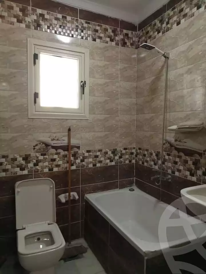 https://aqarmap.com.eg/en/listing/6638722-for-sale-alexandria-el-mandara-alex-el-mandara-bahri-sidi-kamal-st
