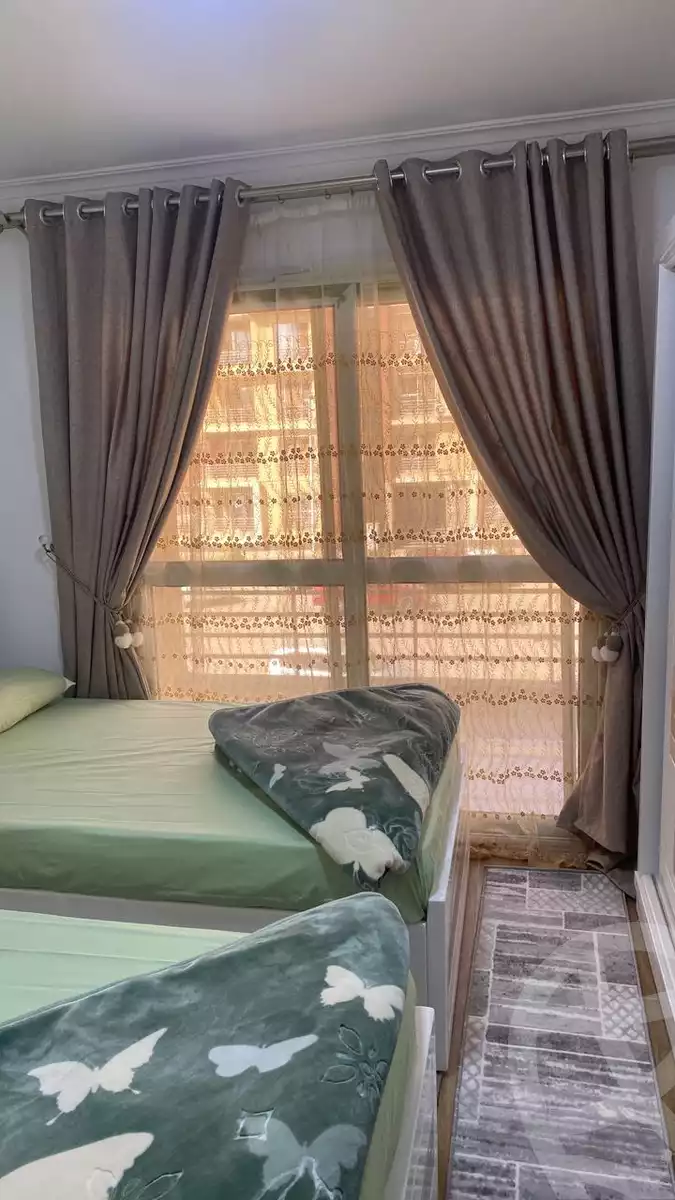 https://aqarmap.com.eg/ar/listing/6639430-for-rent-cairo-6th-of-october-compounds-jn-ktwbr