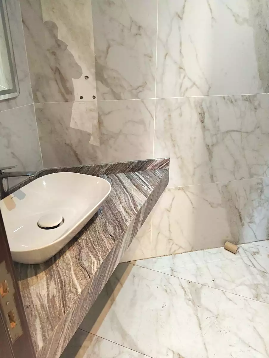 https://aqarmap.com.eg/ar/listing/6639919-for-rent-cairo-heliopolis-roxy-square-al-ahram-st