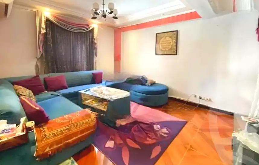https://aqarmap.com.eg/ar/listing/6641021-for-sale-alexandria-sydy-bshr-sydy-bshr-bhry-amr-el-nogomy-st