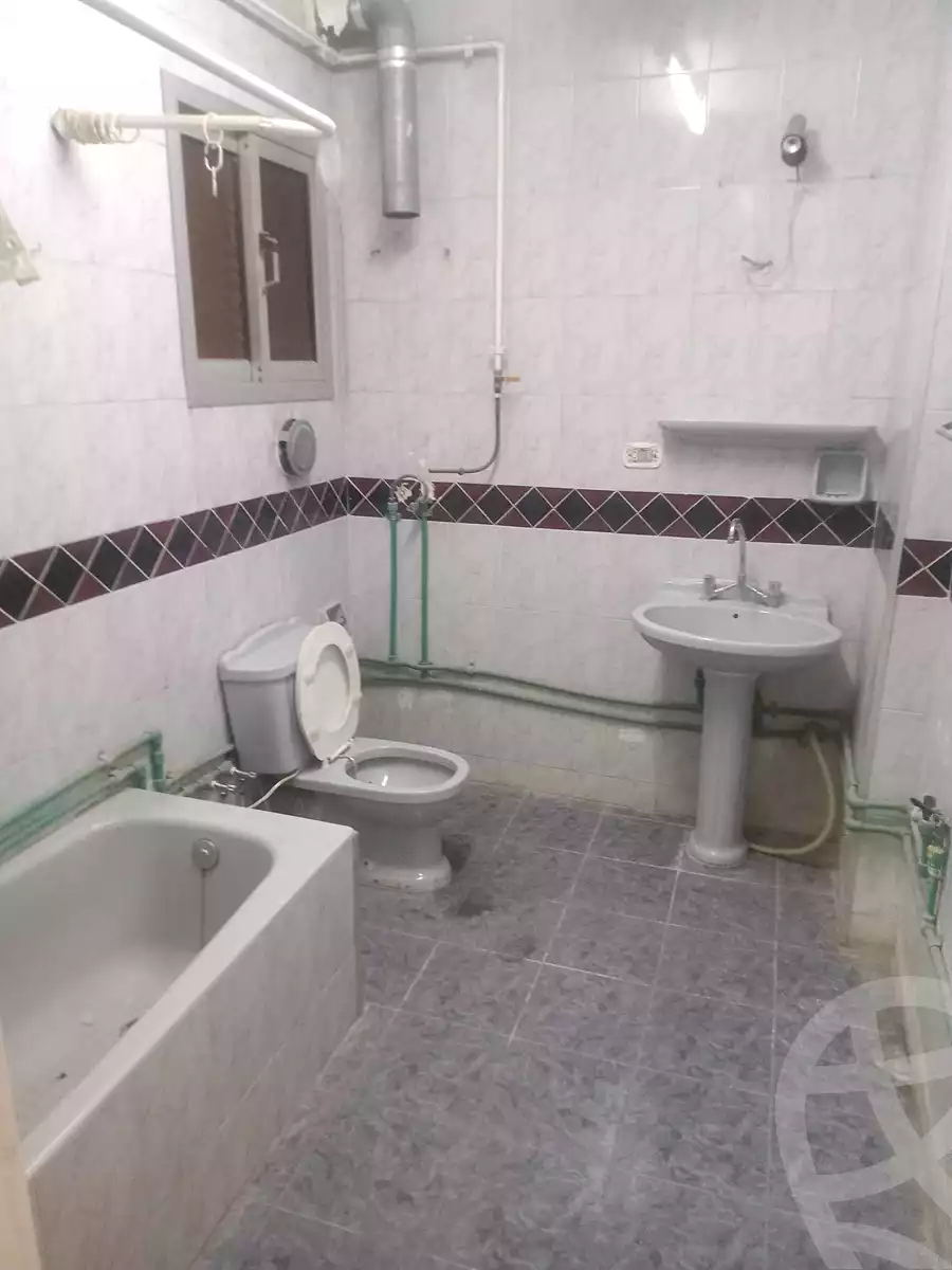 https://aqarmap.com.eg/en/listing/6642055-for-rent-cairo-el-zaytun-lzytwn-lgrby