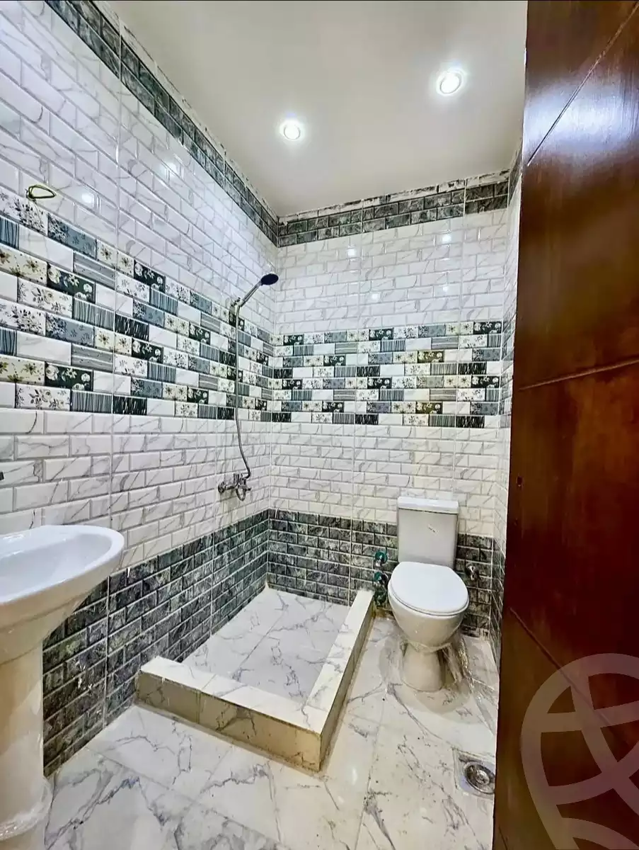 https://aqarmap.com.eg/en/listing/6642808-for-sale-alexandria-el-asafra-l-sfr-bhry
