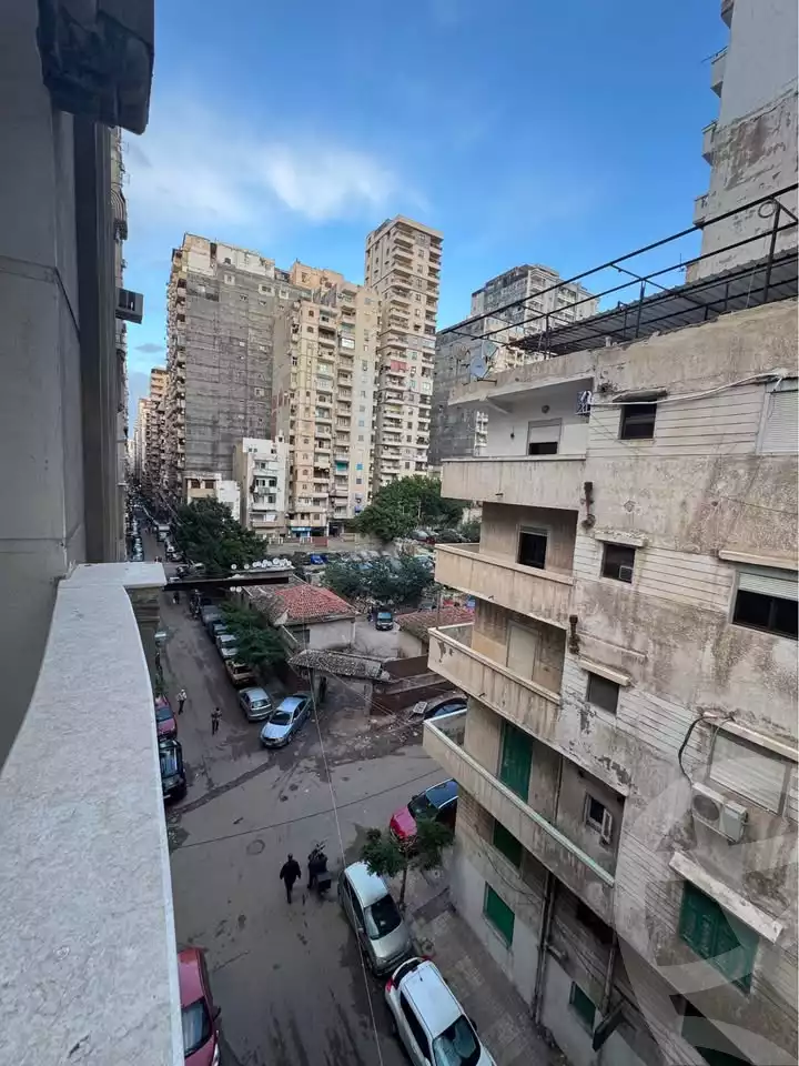 https://aqarmap.com.eg/ar/listing/6643180-for-sale-alexandria-sydy-bshr-sydy-bshr-bhry-shr-khld-bn-lwlyd
