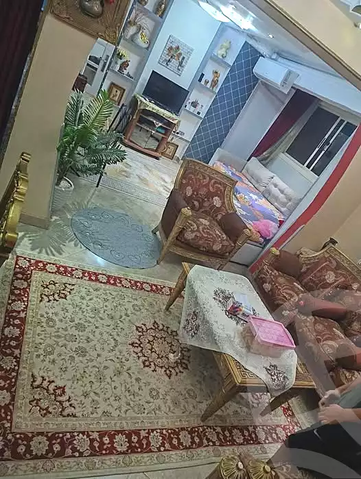 https://aqarmap.com.eg/en/listing/6643563-for-sale-cairo-helwan-zou-el-fekar-basha-st