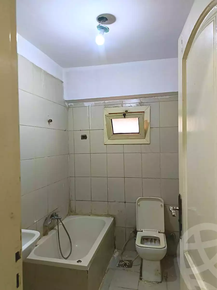 https://aqarmap.com.eg/ar/listing/6643965-for-rent-cairo-mokattam-lhdb-l-ly-shareaa-9