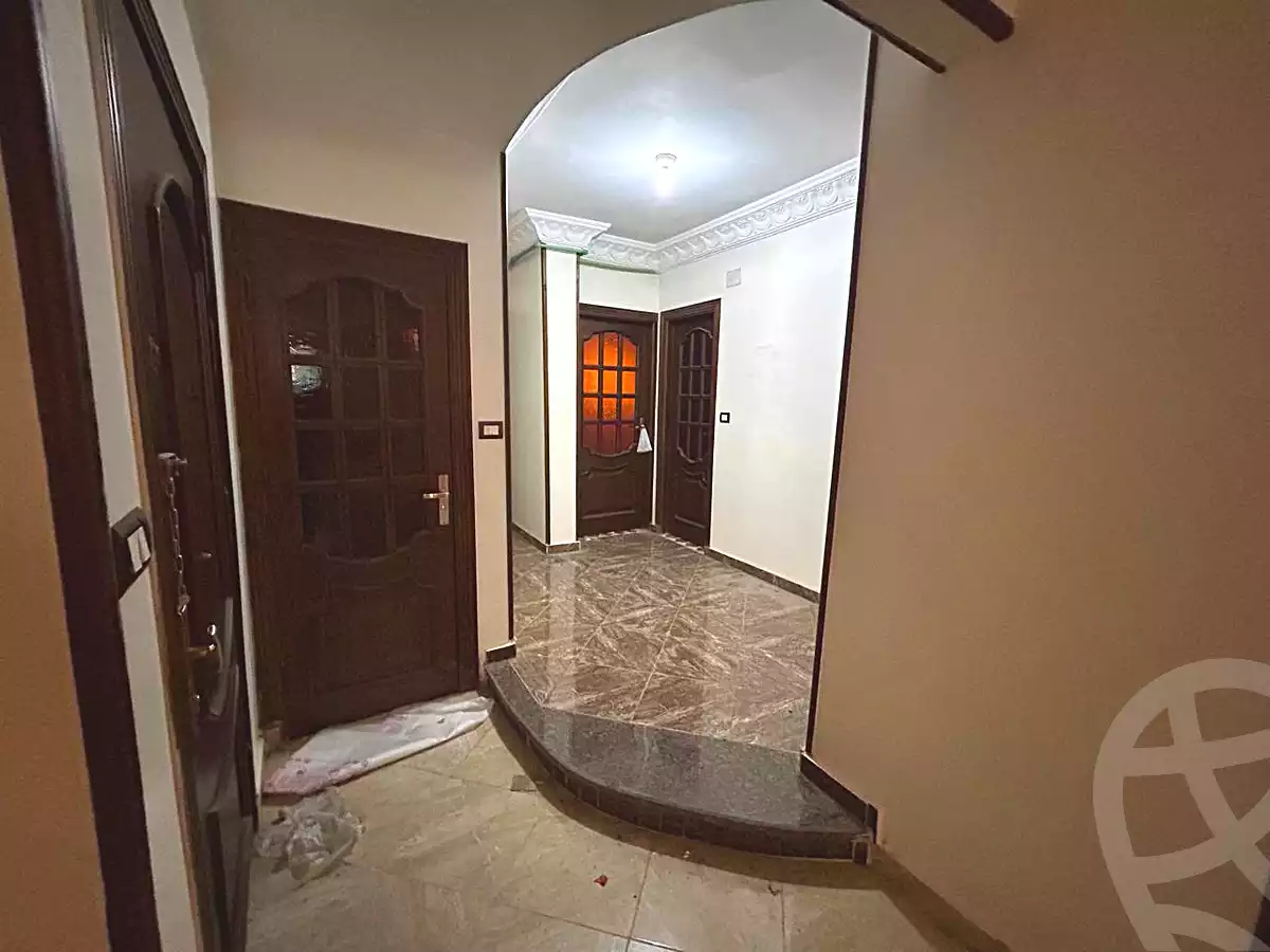 https://aqarmap.com.eg/ar/listing/6644077-for-sale-cairo-faisal-el-talbeya-moustafa-refae