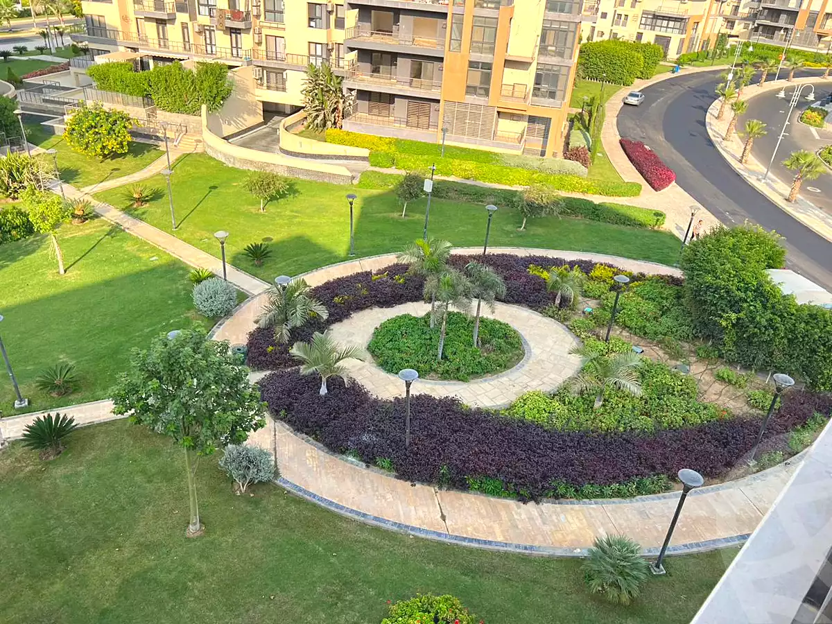 https://aqarmap.com.eg/ar/listing/6644157-for-sale-cairo-new-cairo-madinaty-eighth-zone-buildings-madinaty-b-8