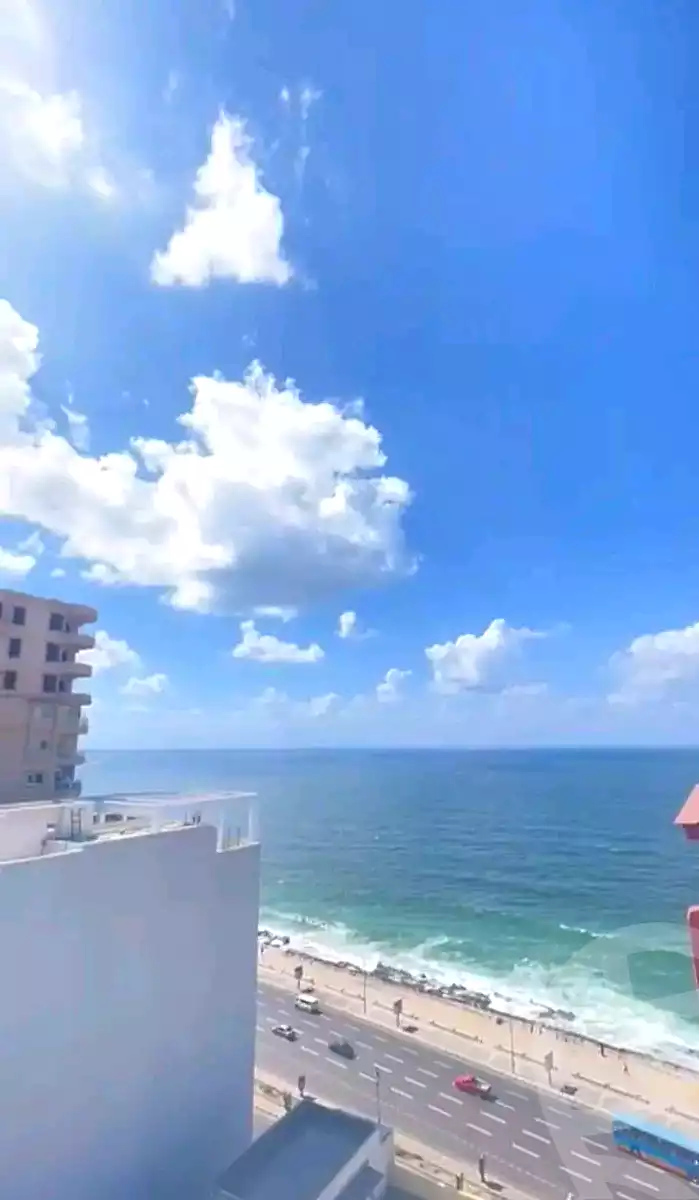 https://aqarmap.com.eg/ar/listing/6644989-for-sale-alexandria-camp-cesar-el-gaish-rd