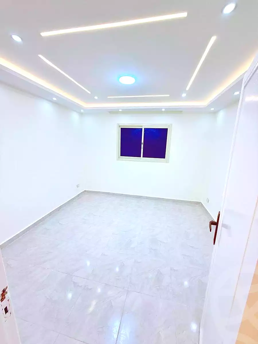 https://aqarmap.com.eg/ar/listing/6644985-for-sale-alexandria-miami-mahmoud-el-isawy-st