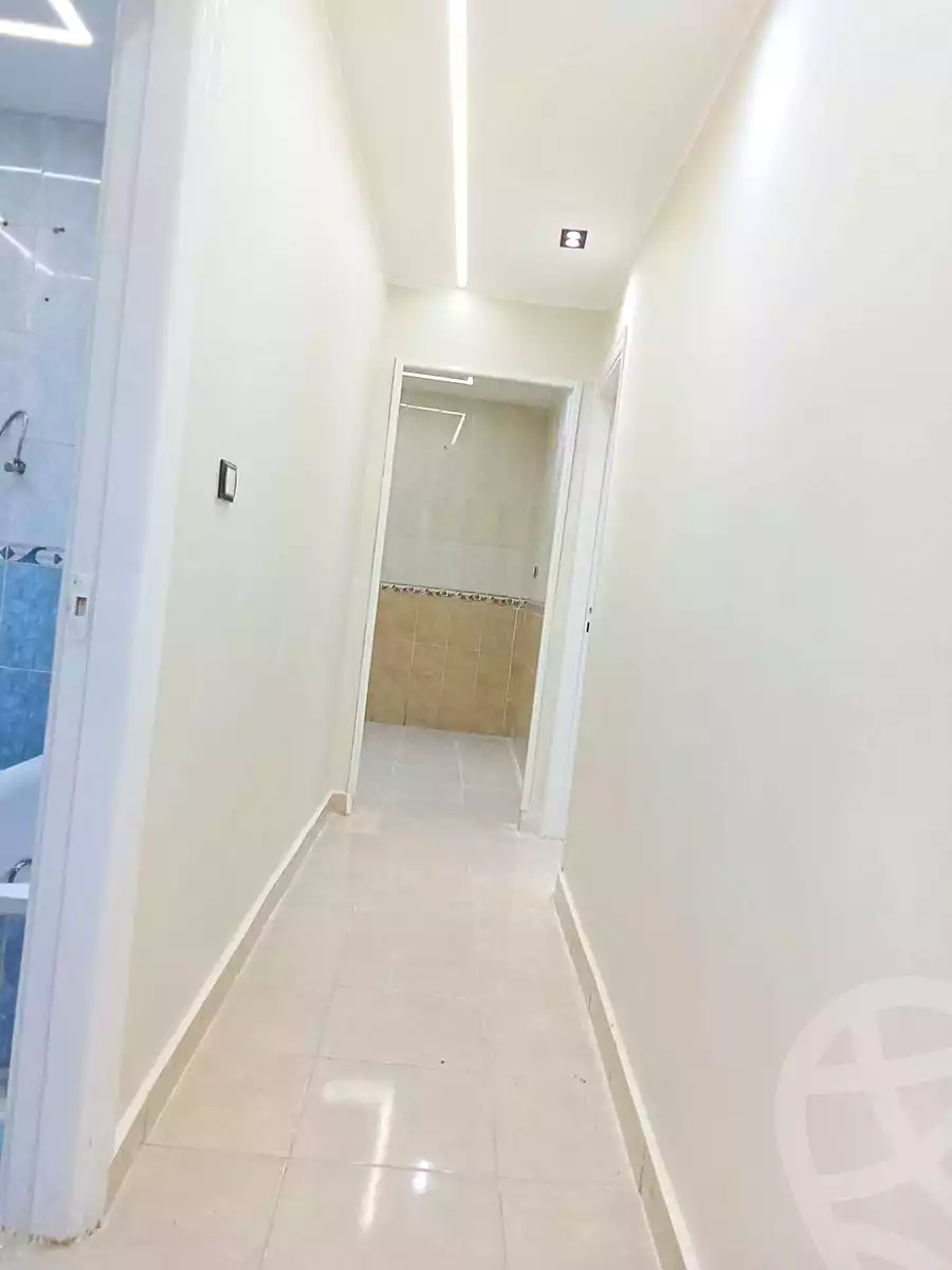https://aqarmap.com.eg/ar/listing/6645042-for-sale-alexandria-l-jmy-lbytsh-ibrahim-othman-st