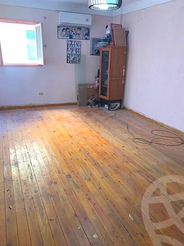 https://aqarmap.com.eg/ar/listing/6645361-for-sale-alexandria-l-jmy-lbytsh-el-hanafeya-st