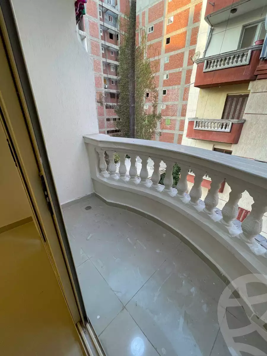 https://aqarmap.com.eg/ar/listing/6645423-for-sale-alexandria-l-jmy-lbytsh-shahr-al-assal-st