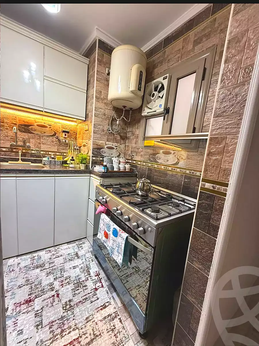 https://aqarmap.com.eg/ar/listing/6645761-for-sale-alexandria-ganaklis-shr-bw-qyr-tryq-lhry