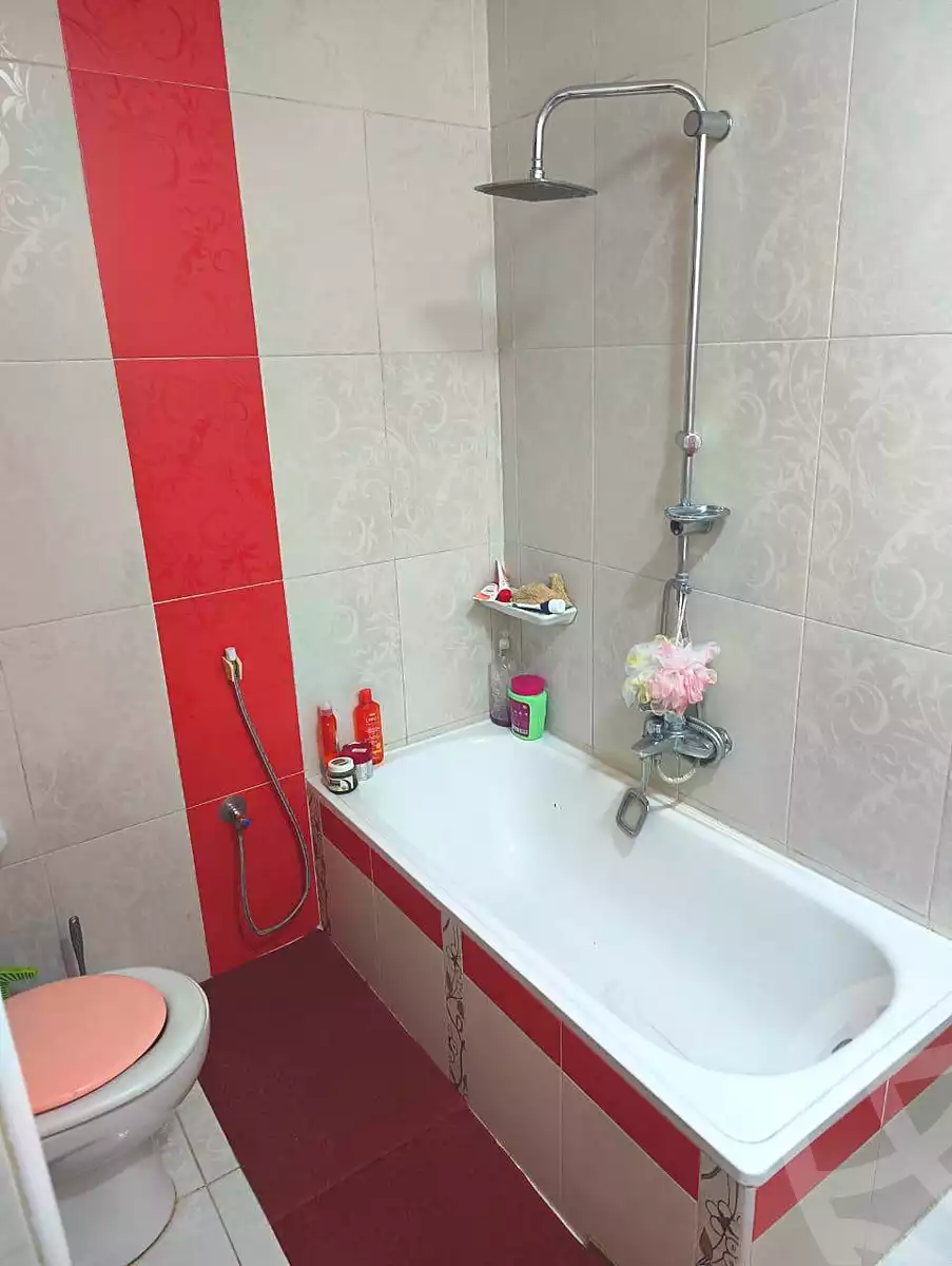 https://aqarmap.com.eg/en/listing/6645803-for-sale-cairo-helwan-zou-el-fekar-basha-st