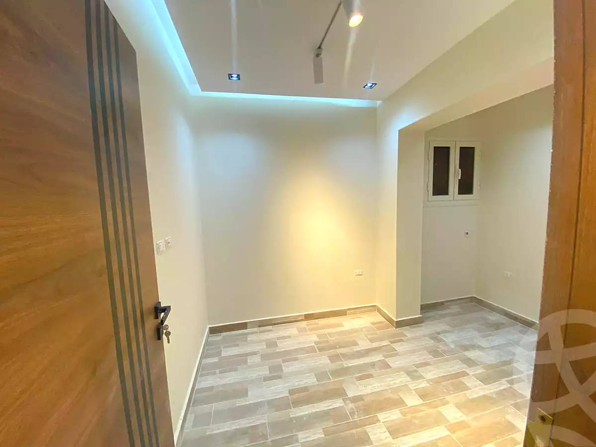https://aqarmap.com.eg/ar/listing/6646770-for-sale-cairo-el-sheikh-zayed-city-el-hay-elsades-ashaer