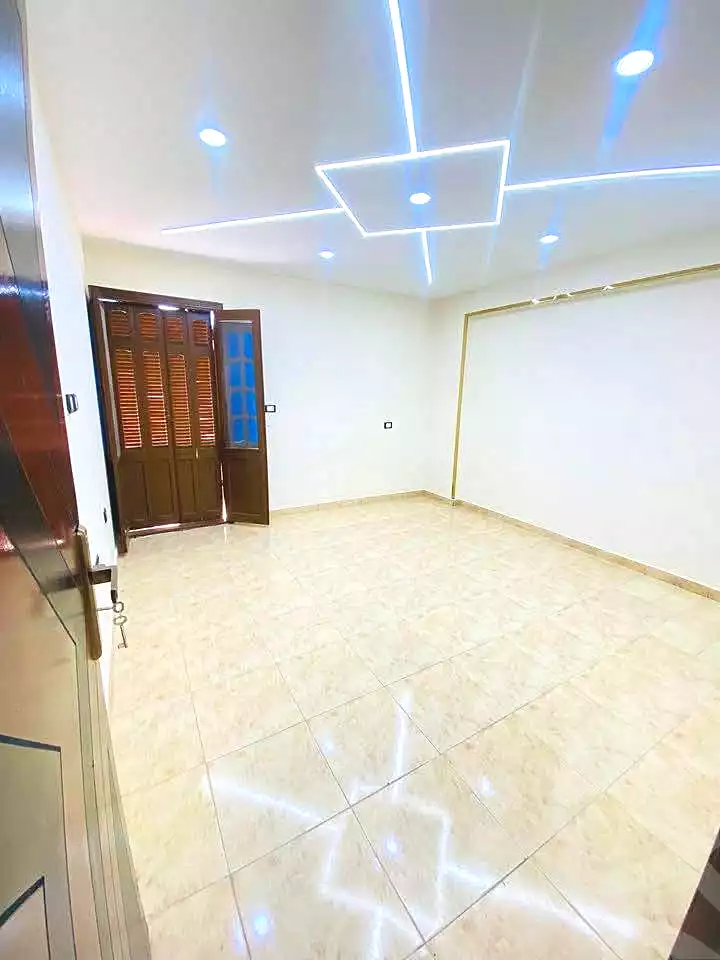 https://aqarmap.com.eg/ar/listing/6647137-for-sale-alexandria-lsywf-el-falki