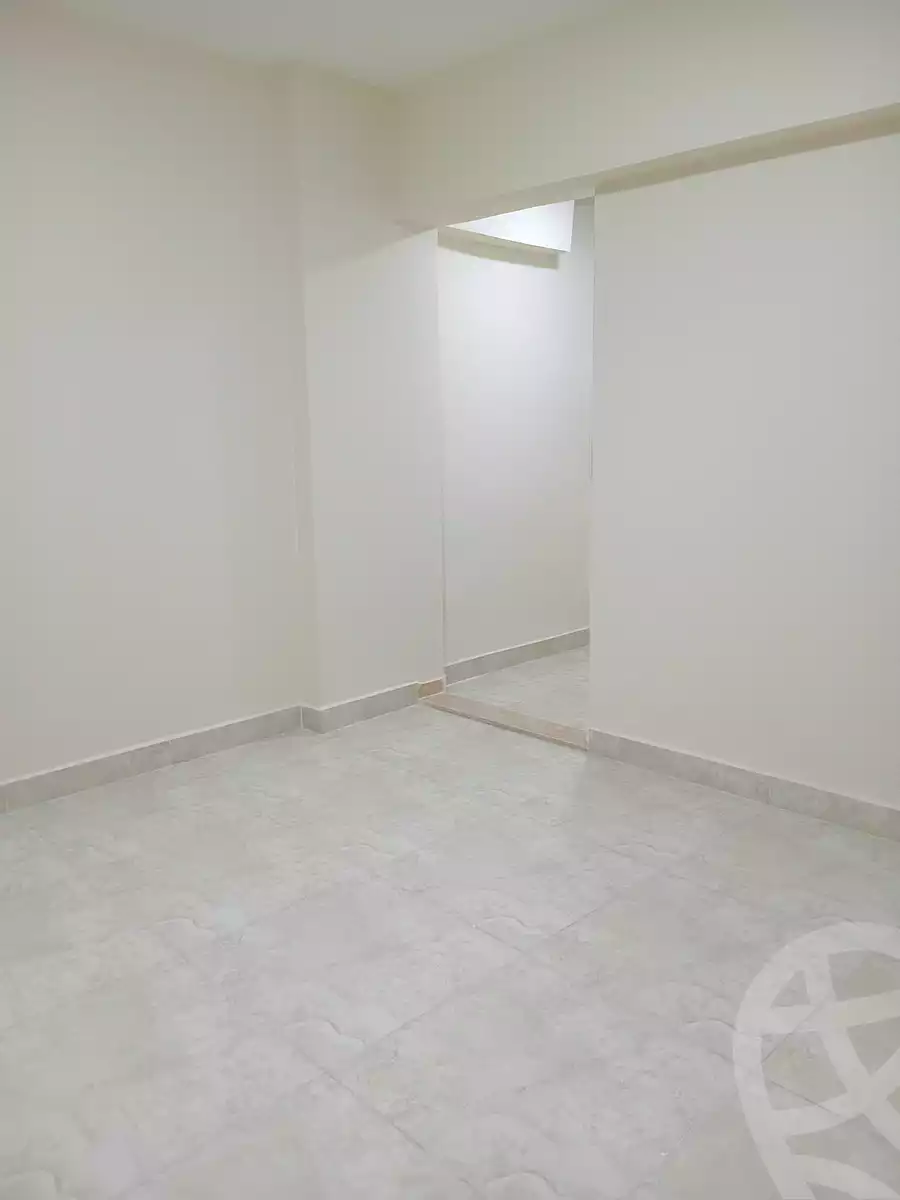 https://aqarmap.com.eg/ar/listing/6647330-for-rent-alexandria-el-asafra-shr-45