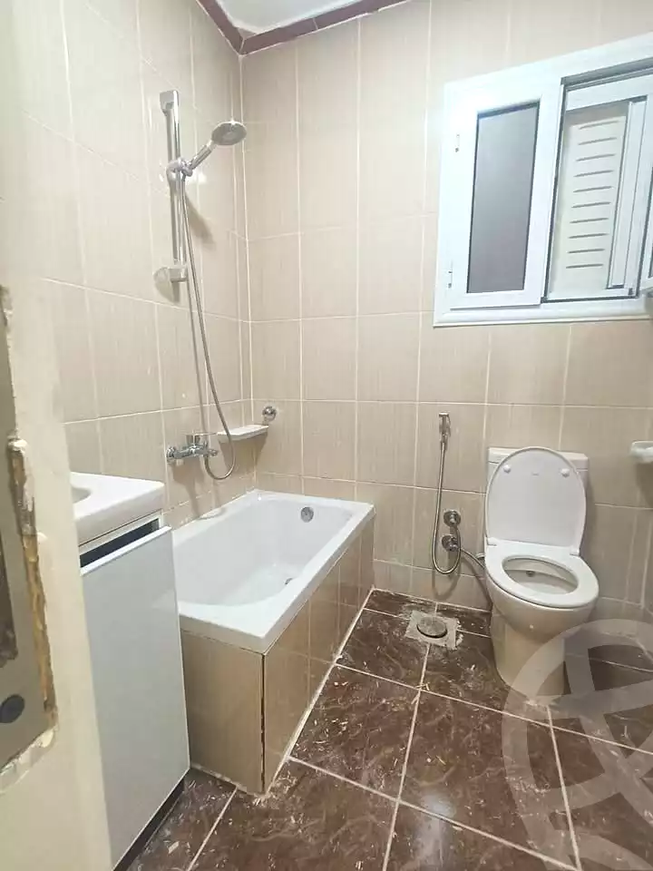 https://aqarmap.com.eg/ar/listing/6647370-for-sale-alexandria-l-jmy-lbytsh-khalil-ballw-st