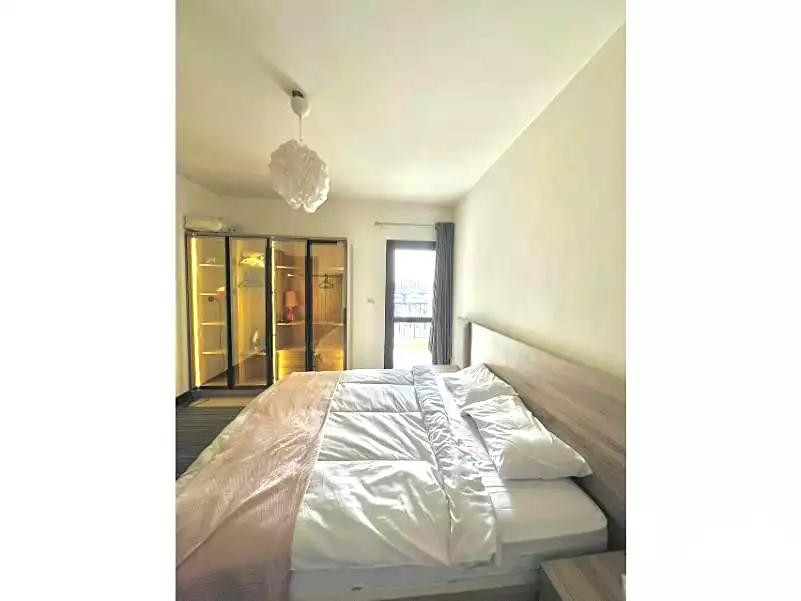https://aqarmap.com.eg/ar/listing/6647829-for-rent-cairo-new-cairo-compounds-nyoum-nyw-kyrw