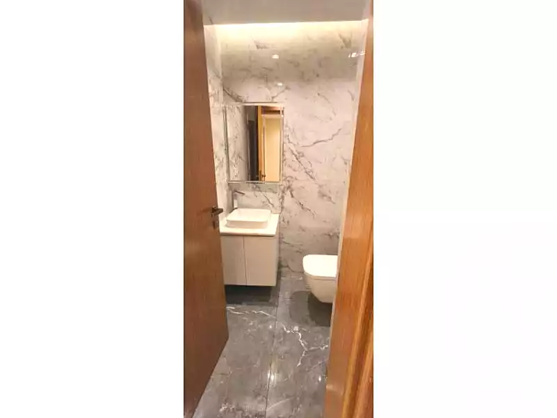 https://aqarmap.com.eg/ar/listing/6647887-for-rent-cairo-new-cairo-compounds-lake-view