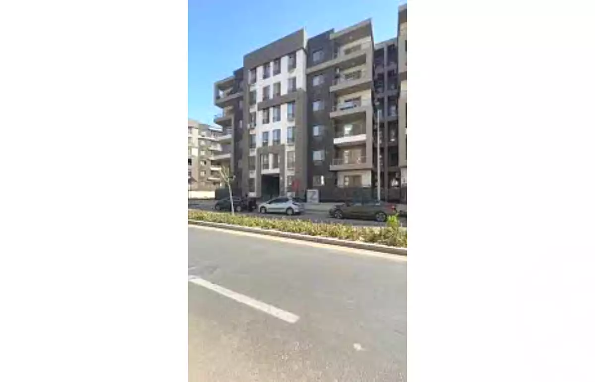 https://aqarmap.com.eg/en/listing/6648217-for-rent-cairo-6th-of-october-compounds-jn-ktwbr