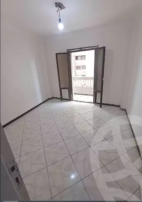 https://aqarmap.com.eg/ar/listing/6648301-for-sale-alexandria-sydy-bshr-sydy-bshr-bhry-shr-khld-bn-lwlyd