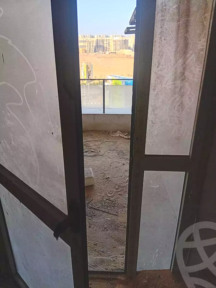 https://aqarmap.com.eg/ar/listing/6648371-for-sale-cairo-new-cairo-el-kattameya-compounds-in-kattameya-crystal-plaza