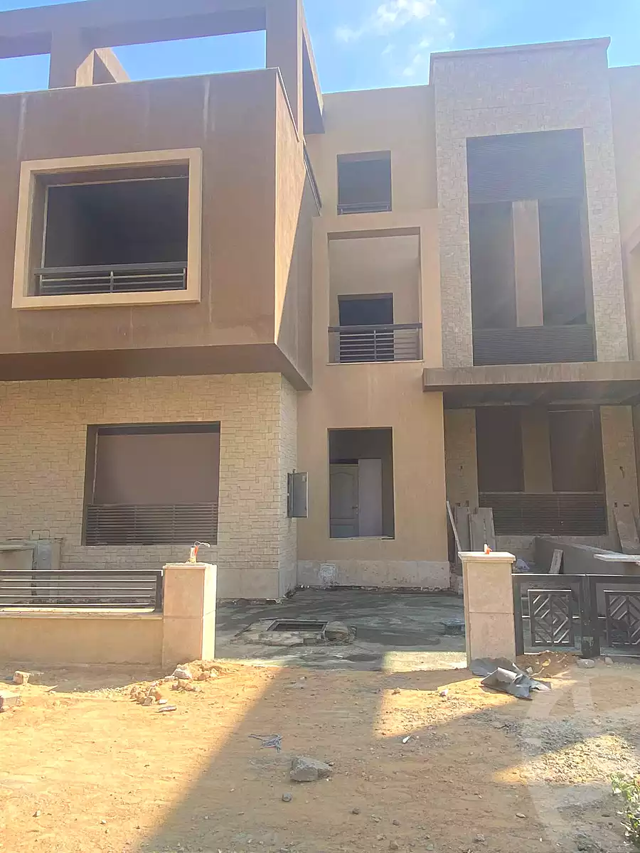 https://aqarmap.com.eg/ar/listing/6648401-for-sale-cairo-new-cairo-compounds-hyde-park-parkway-hyde-park-compound