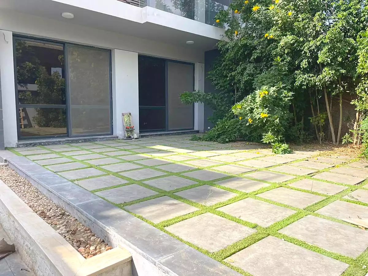 https://aqarmap.com.eg/en/listing/6648398-for-rent-cairo-el-sheikh-zayed-city-lshykh-zyd-ljdyd-el-patio-vera-la-vista