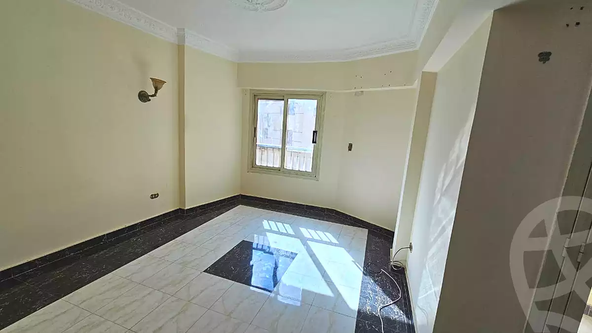 https://aqarmap.com.eg/en/listing/6648567-for-sale-cairo-el-sheikh-zayed-city-el-hay-elsabeaa