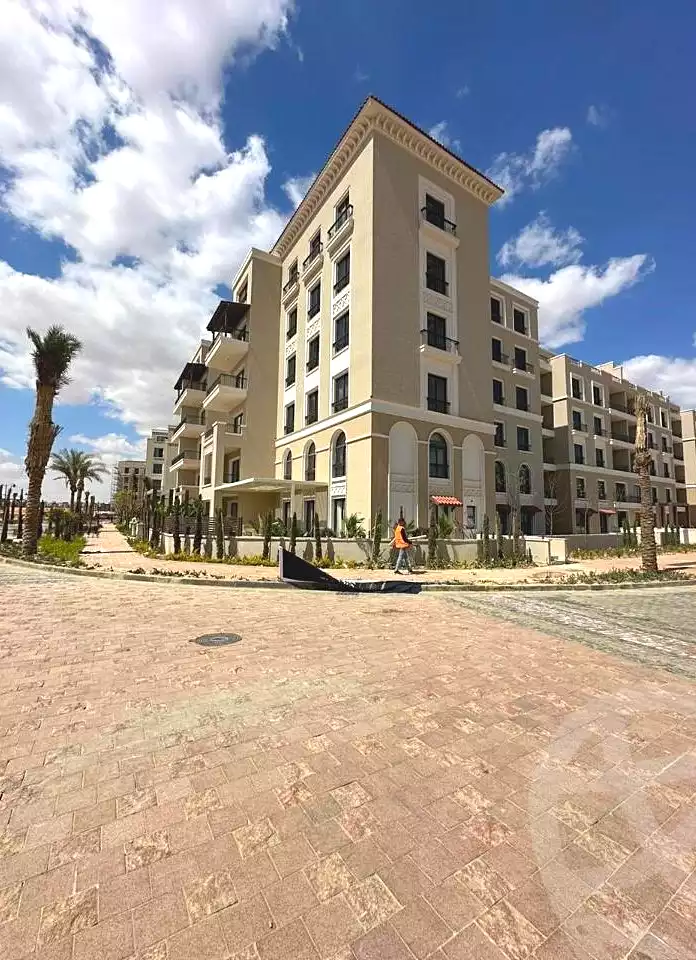 https://aqarmap.com.eg/en/listing/6648740-for-rent-cairo-el-sheikh-zayed-city-compounds-kmbwnd-fyldj-wyst-dr-llttwyr