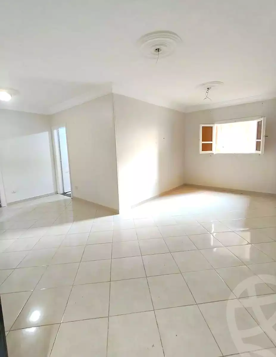 https://aqarmap.com.eg/ar/listing/6650306-for-sale-alexandria-el-asafra-l-sfr-qbly