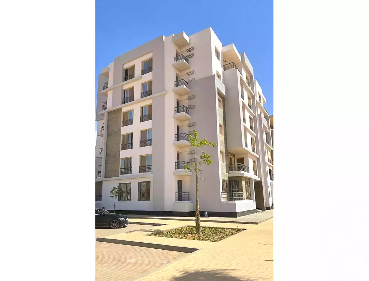https://aqarmap.com.eg/en/listing/6650512-for-sale-cairo-el-sheikh-zayed-city-lshykh-zyd-ljdyd-west-view-residence-hdp