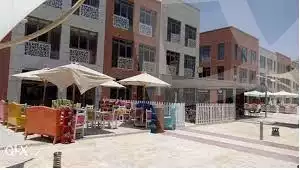https://aqarmap.com.eg/ar/listing/6650808-for-sale-cairo-el-sheikh-zayed-city-compounds-the-courtyard-mall-dorra