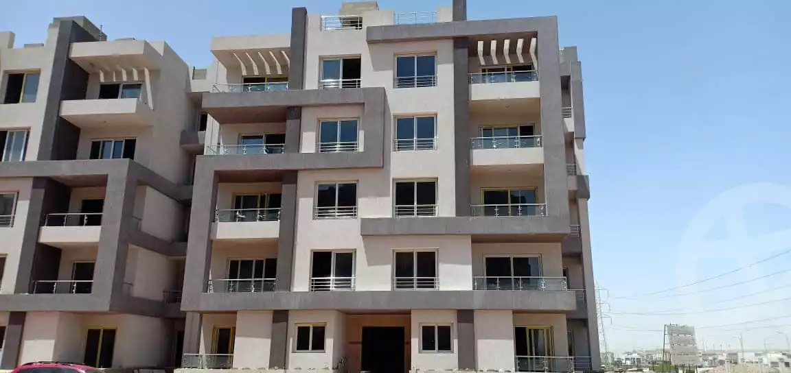 https://aqarmap.com.eg/en/listing/6651471-for-sale-cairo-el-sheikh-zayed-city-compounds