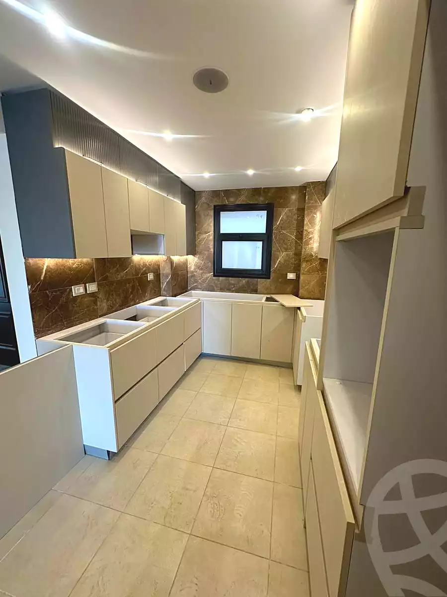 https://aqarmap.com.eg/ar/listing/6651562-for-sale-cairo-new-cairo-golden-square