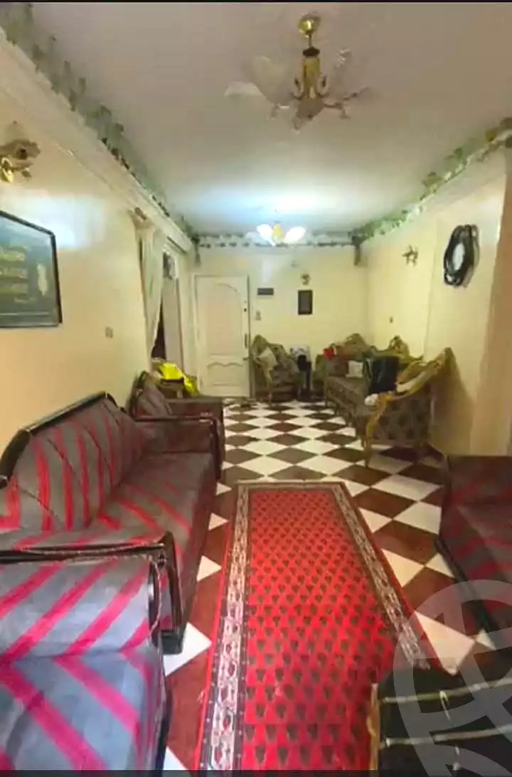 https://aqarmap.com.eg/en/listing/6651811-for-sale-alexandria-miami-tabarak-mosque-st