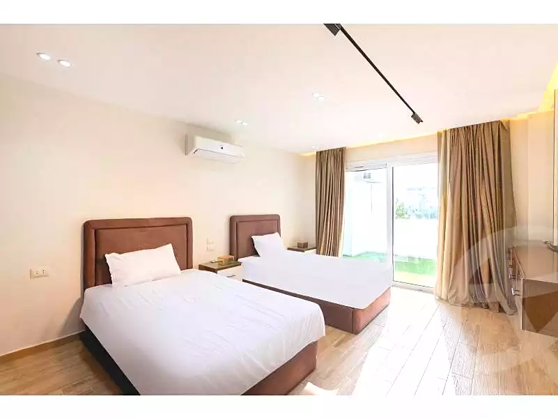 https://aqarmap.com.eg/en/listing/6652398-for-rent-cairo-new-cairo-compounds-hyde-park-centre-ville-hyde-park