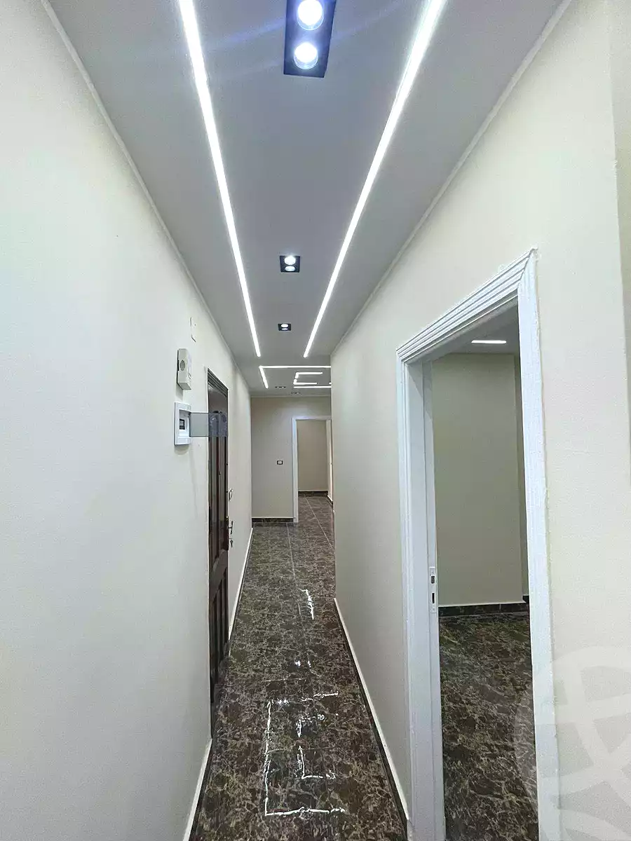 https://aqarmap.com.eg/ar/listing/6652443-for-sale-alexandria-l-jmy-lbytsh-ain-shams-st