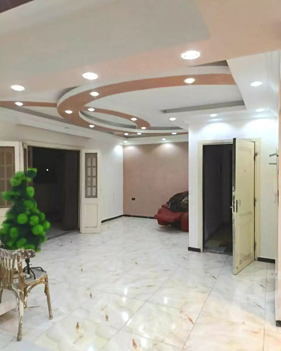 https://aqarmap.com.eg/en/listing/6652475-for-rent-cairo-mokattam-lhdb-l-ly