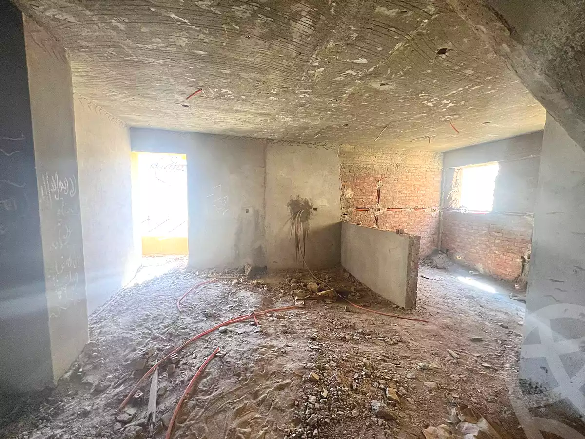 https://aqarmap.com.eg/en/listing/6652645-for-sale-cairo-el-sheikh-zayed-city-compounds