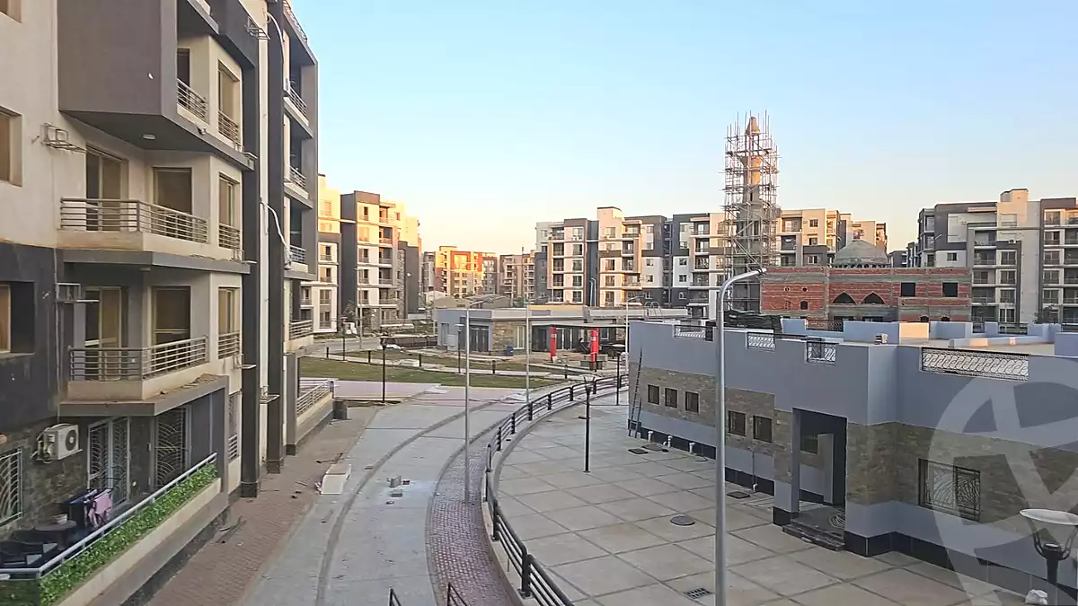 https://aqarmap.com.eg/ar/listing/6652699-for-rent-cairo-6th-of-october-compounds-jn-ktwbr