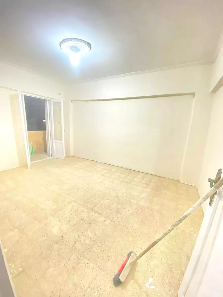 https://aqarmap.com.eg/en/listing/6653669-for-sale-alexandria-l-jmy-el-hanouvel-kasr-al-quiri-st-1