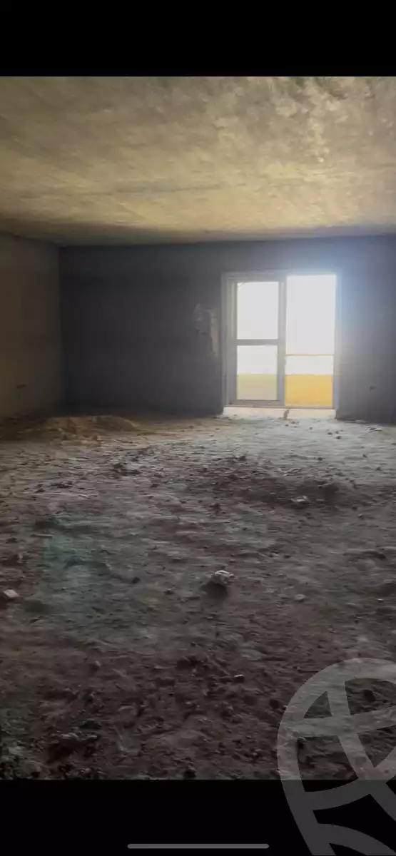 https://aqarmap.com.eg/en/listing/6653681-for-sale-cairo-el-sheikh-zayed-city-compounds-el-khamayel