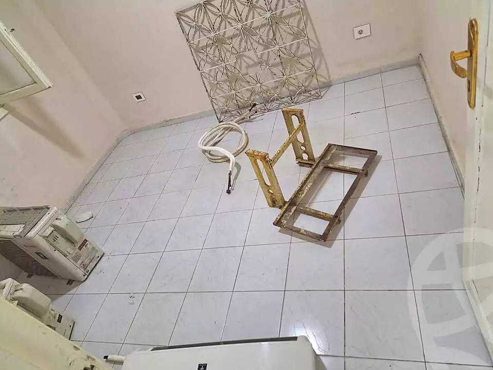 https://aqarmap.com.eg/ar/listing/6653766-for-sale-alexandria-sydy-bshr-sydy-bshr-bhry-shr-mhmwd-l-yswy