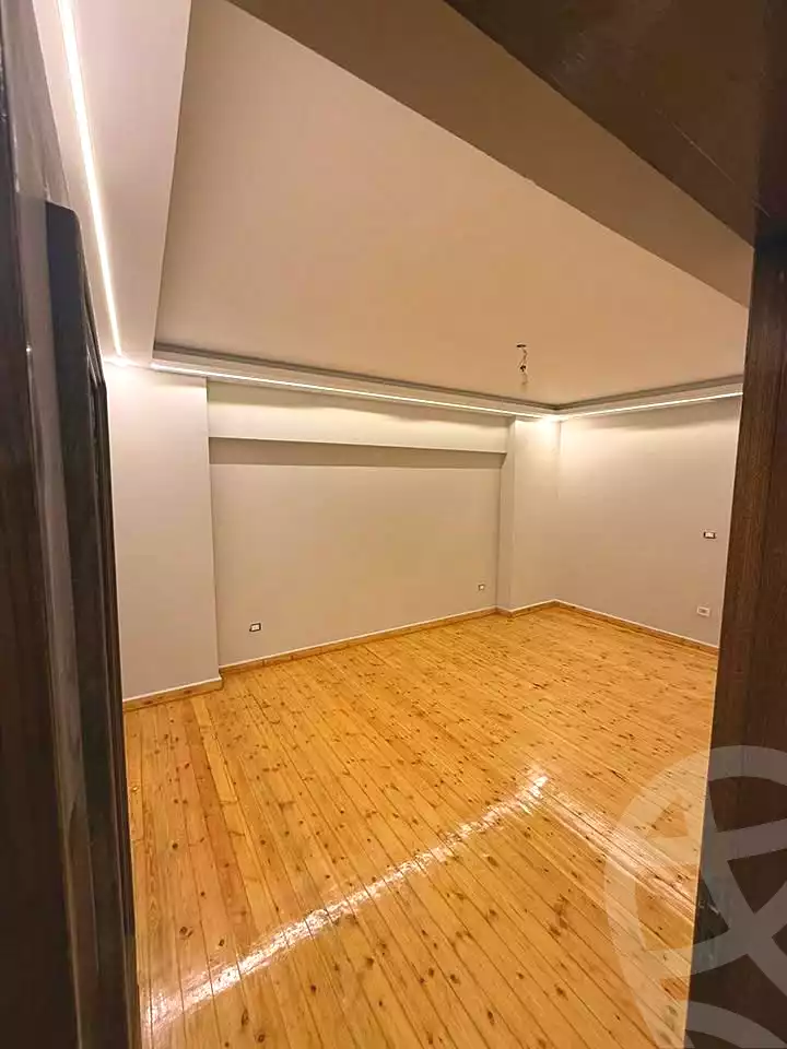 https://aqarmap.com.eg/ar/listing/6653961-for-sale-alexandria-glim
