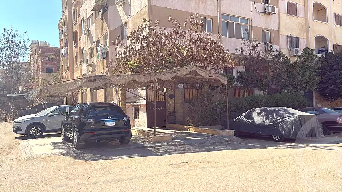 https://aqarmap.com.eg/ar/listing/6654437-for-rent-cairo-new-cairo-first-settlement-neighborhood-12-13-adel-khairy-st